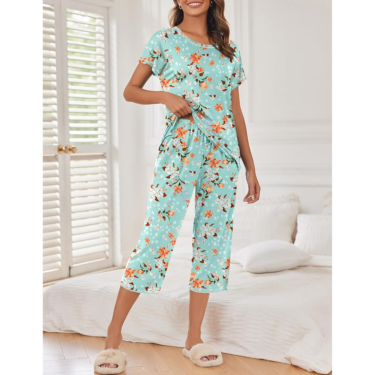 WQD Womens Pajama Sets Pj Set Floral Print Short Short Sleeve Top With Capri Pants Sleepwear 2 Piece Loungewear with Pockets