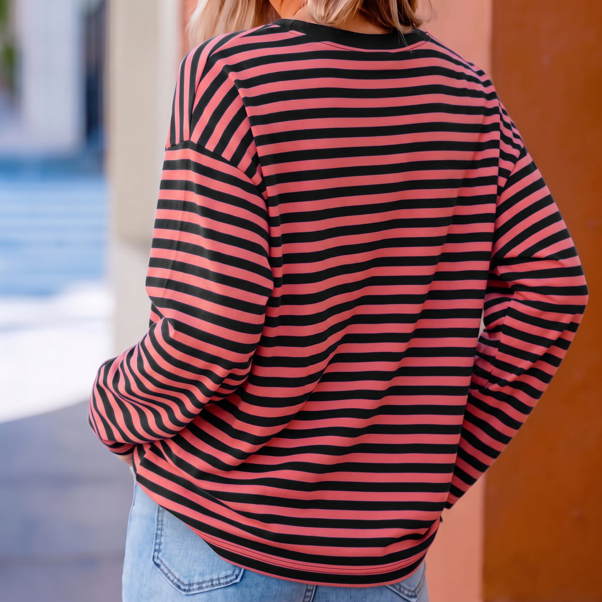Long Sleeve Shirts for Women Striped Crewneck Oversized T Shirt Casual Pullover Top for Spring, Fall and Winter