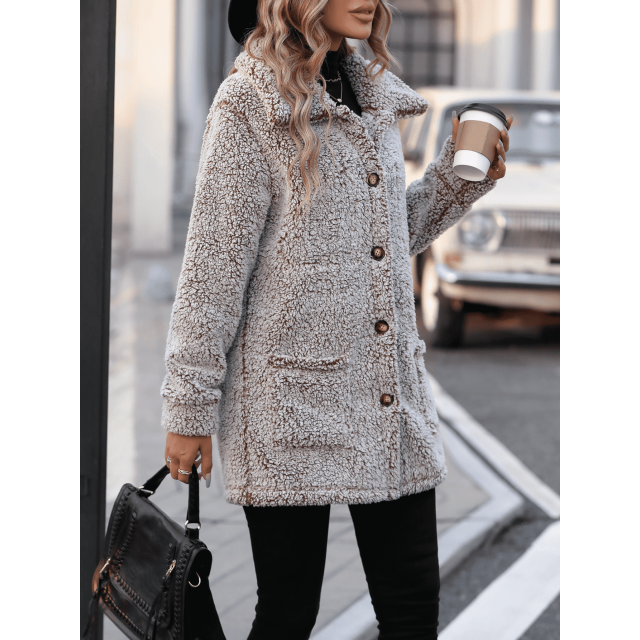 WQD Womens Fleece Jacket Winter Sherpa Coat Long Sleeve Warm Fuzzy Casual Outerwear Soft Cozy Lapel Snow Thick Button Fashion Top with Pockets