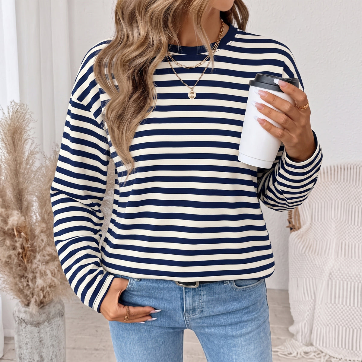 Long Sleeve Shirts for Women Striped Crewneck Oversized T Shirt Casual Pullover Top for Spring, Fall and Winter