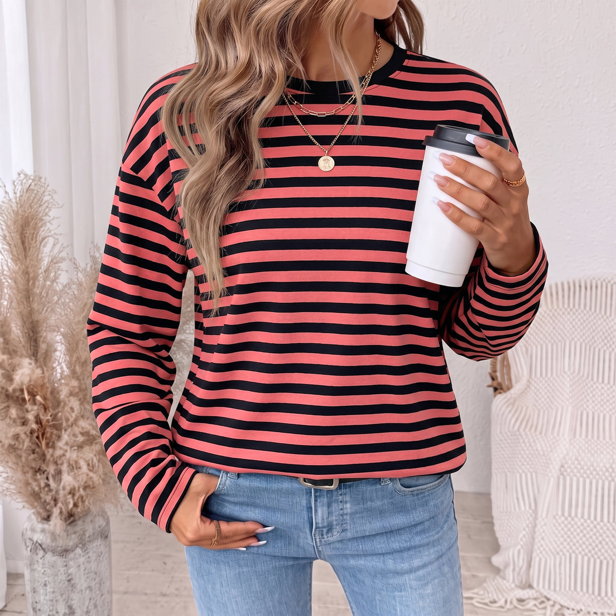 Long Sleeve Shirts for Women Striped Crewneck Oversized T Shirt Casual Pullover Top for Spring, Fall and Winter
