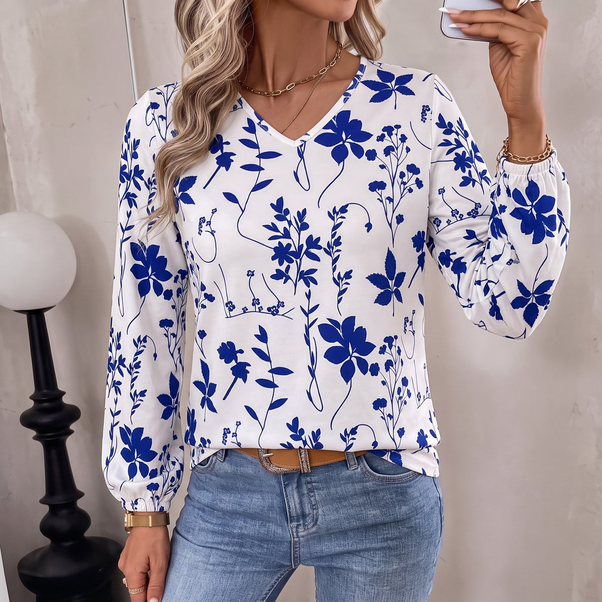 Women's Long Sleeve Floral Blouses V Neck Casual Tops Lightweight Printed Shirts for Spring Fall Winter Available in Plus Size