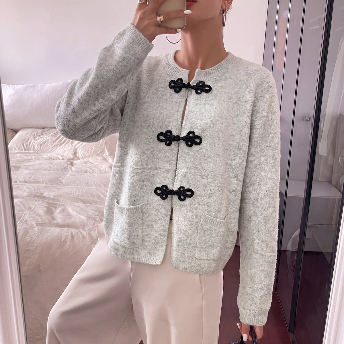 WQD Women's Cardigan Sweaters for Women Lightweight Knit Cardigan Long Sleeve Sweater Jacket with Chinese Frog Button and Pockets for Casual Fall Winter Wear