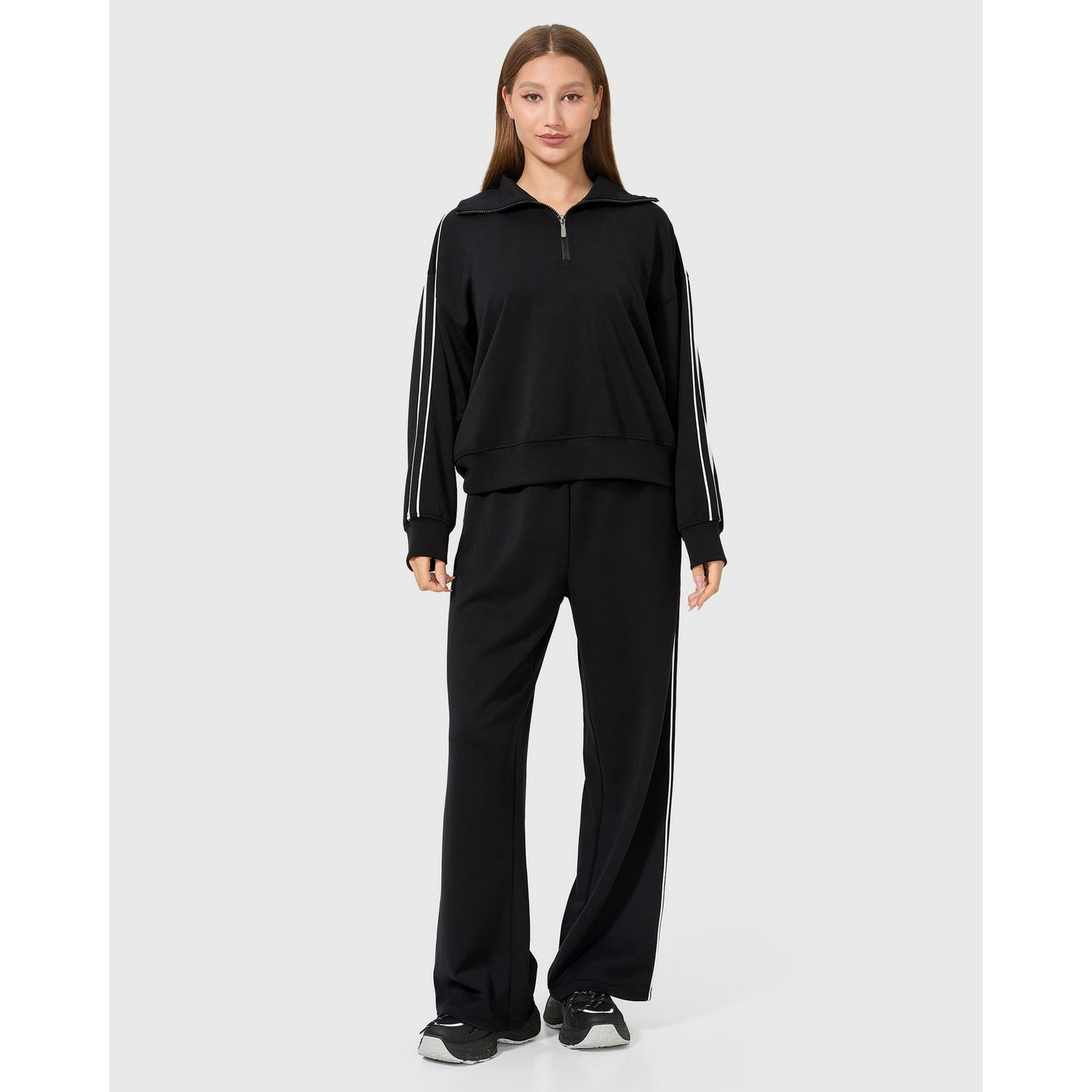 WQD Women’s 2 Piece Tracksuit Set Long Sleeve Pullover Sweatshirt and Wide Leg Sweatpants Lounge Outfit Athletic Jogging Suit Casual Matching Set with Pockets