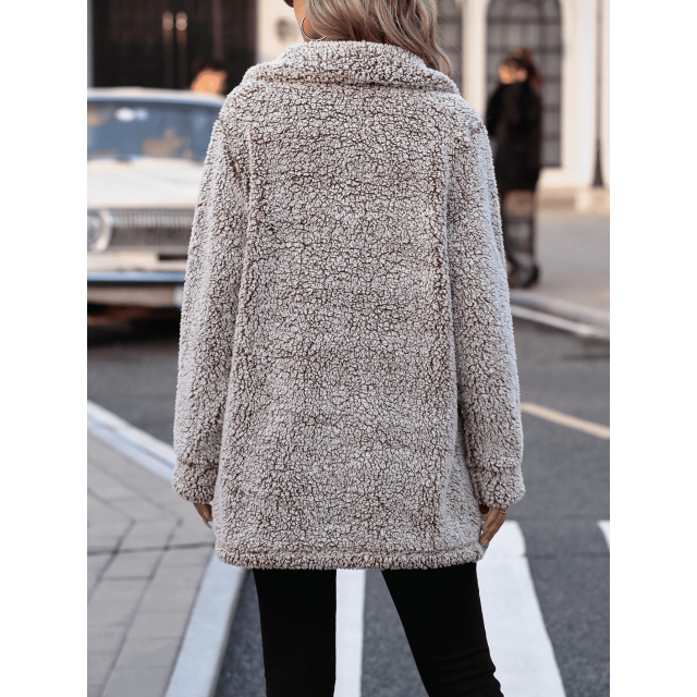 WQD Womens Fleece Jacket Winter Sherpa Coat Long Sleeve Warm Fuzzy Casual Outerwear Soft Cozy Lapel Snow Thick Button Fashion Top with Pockets